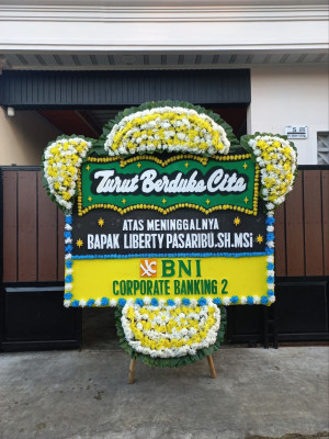 Papan Bunga Duka di Oba Selatan